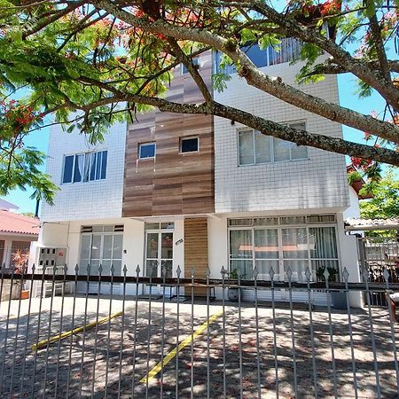 Apto 2 Quartos Com Ar A 200M Da Praia Florianópolis Exterior foto